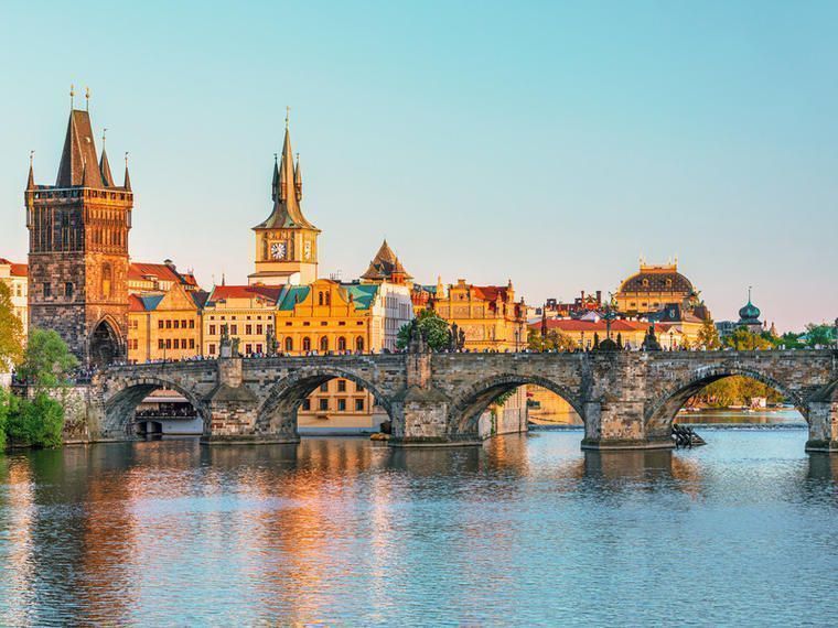 Kanskje du kunne tenke deg en tur til Praha i påskeferien?