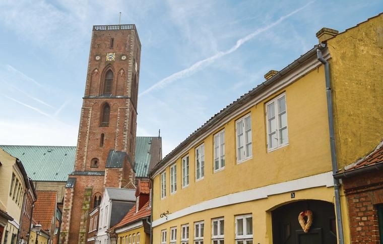 Lei feriehus i Esbjerg og besøk Ribe