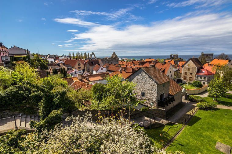 Besøk Visby fra et feriehus i Lummelunda