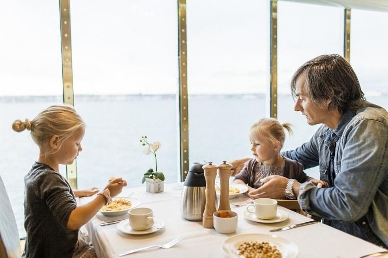 Lei feriehus og start ferien ombord DFDS