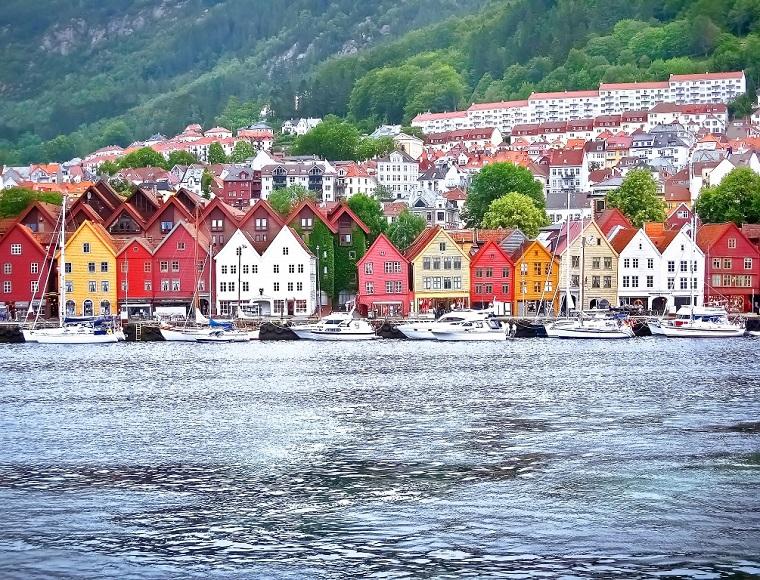Lei hytte eller ferieleilighet i Samnanger nær Bergen