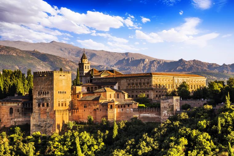 Besøk Alhambra i Andalucia