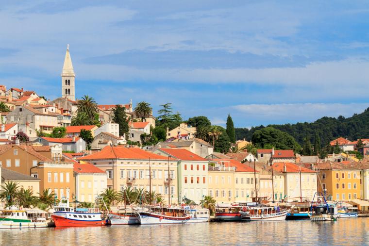 Lei feriehus eller ferieleilighet i Losinj
