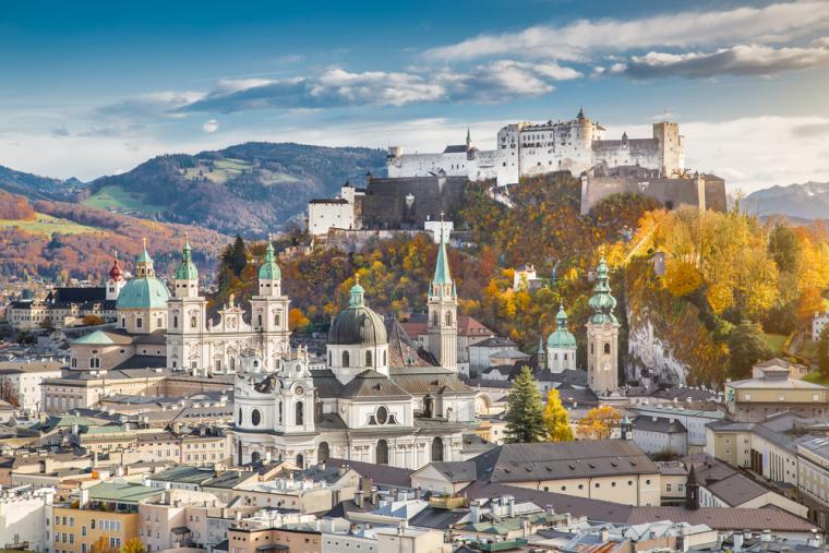 Utforsk de mange severdighetene fra et feriehus i Salzburg