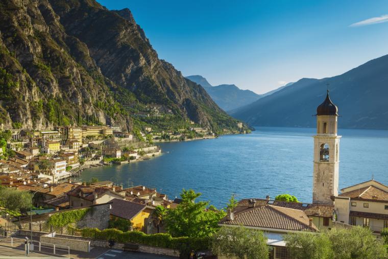 Nyt vakker natur med et feriehus i Lombardia