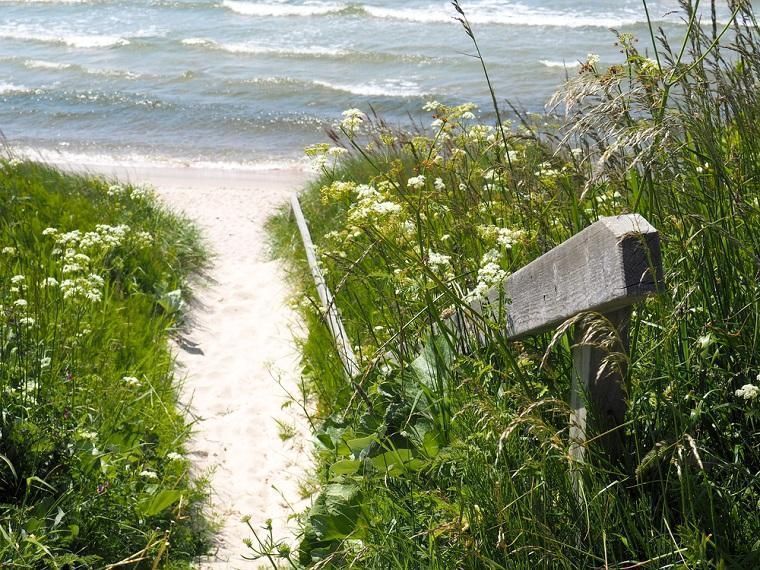 Lei feriehus eller leilighet nær stranden i Melsted