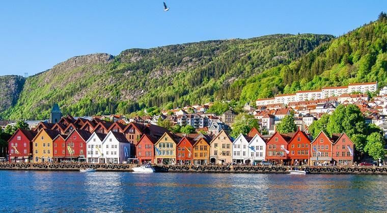 Lei hytte i Nordhordland og besøk Bergen