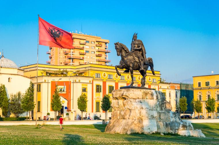 Opplever og attraksjoner Tirana