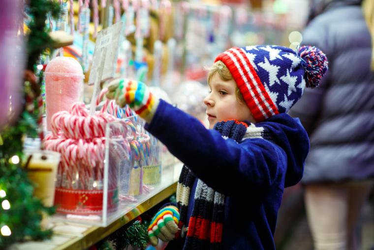Få en magisk førjulsopplevelse med feriehus i Danmark