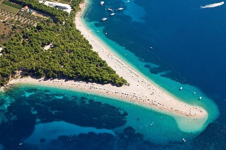 Lei feriehus i Milna på Brač og besøk Supetar
