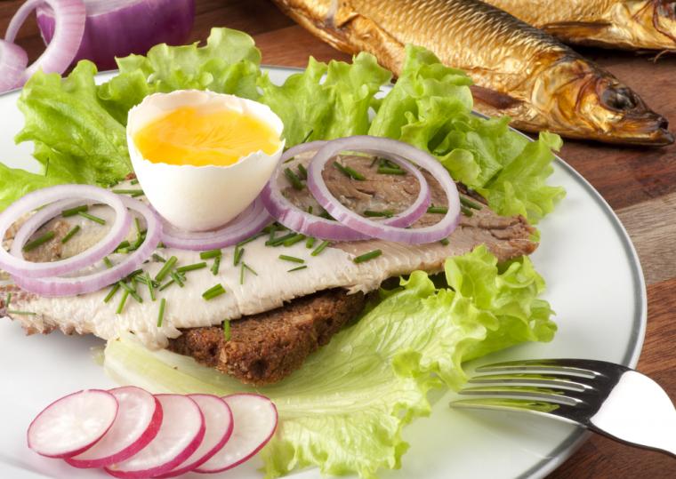 Smak på den lokale maten på Bornholm