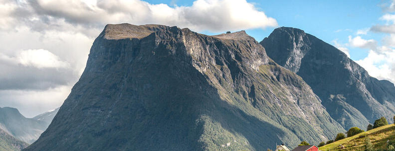 Slogen er en av de flotteste toppturene på Sunnmøre